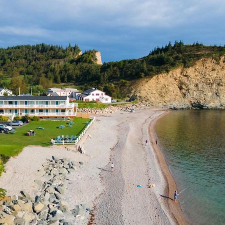 Hotel Les Trois Soeurs Perce Bagian luar foto